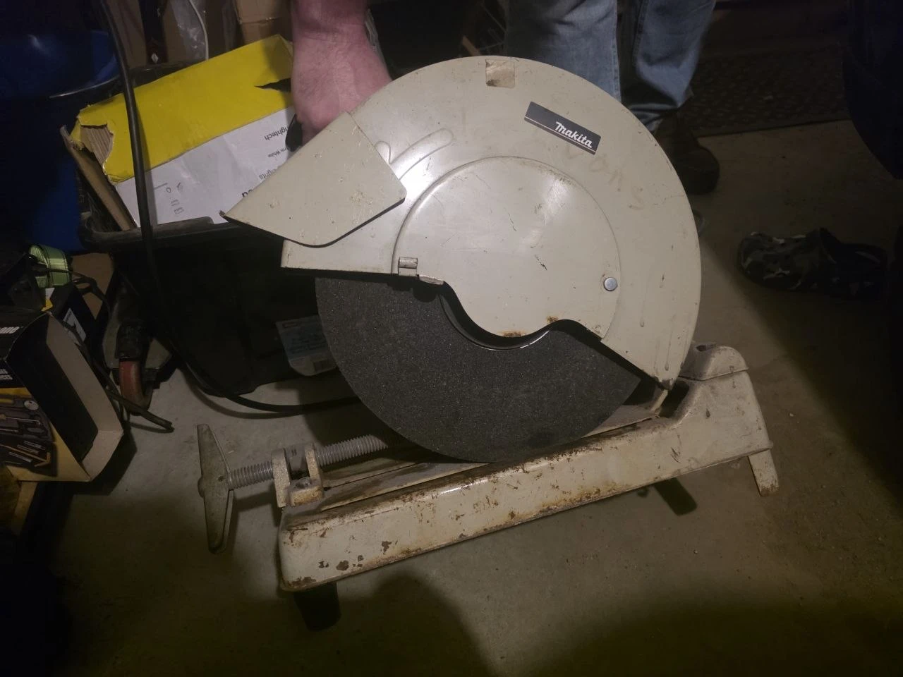 Makita 2414 Portable Cut-Off Saw