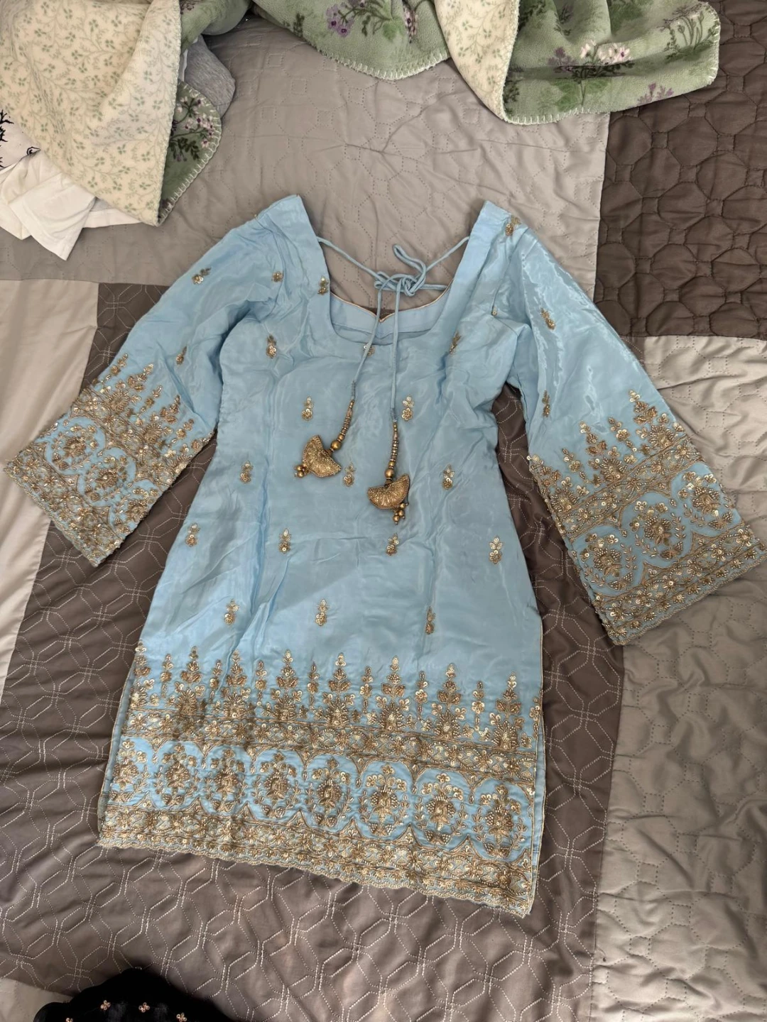Light Blue Embroidered Suit - photo 3