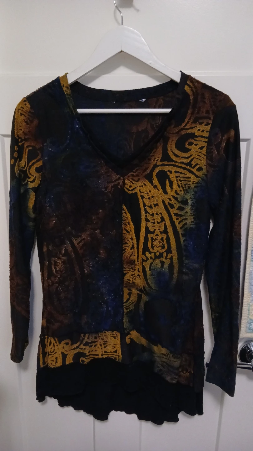 Long Sleeve V-Neck Top