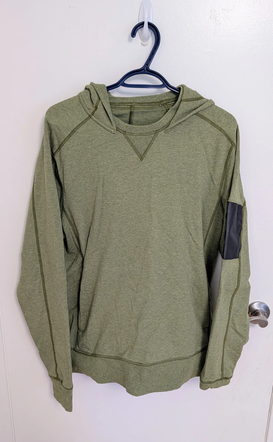 Men's Green Lululemon Hoodie - Men's Size Medium