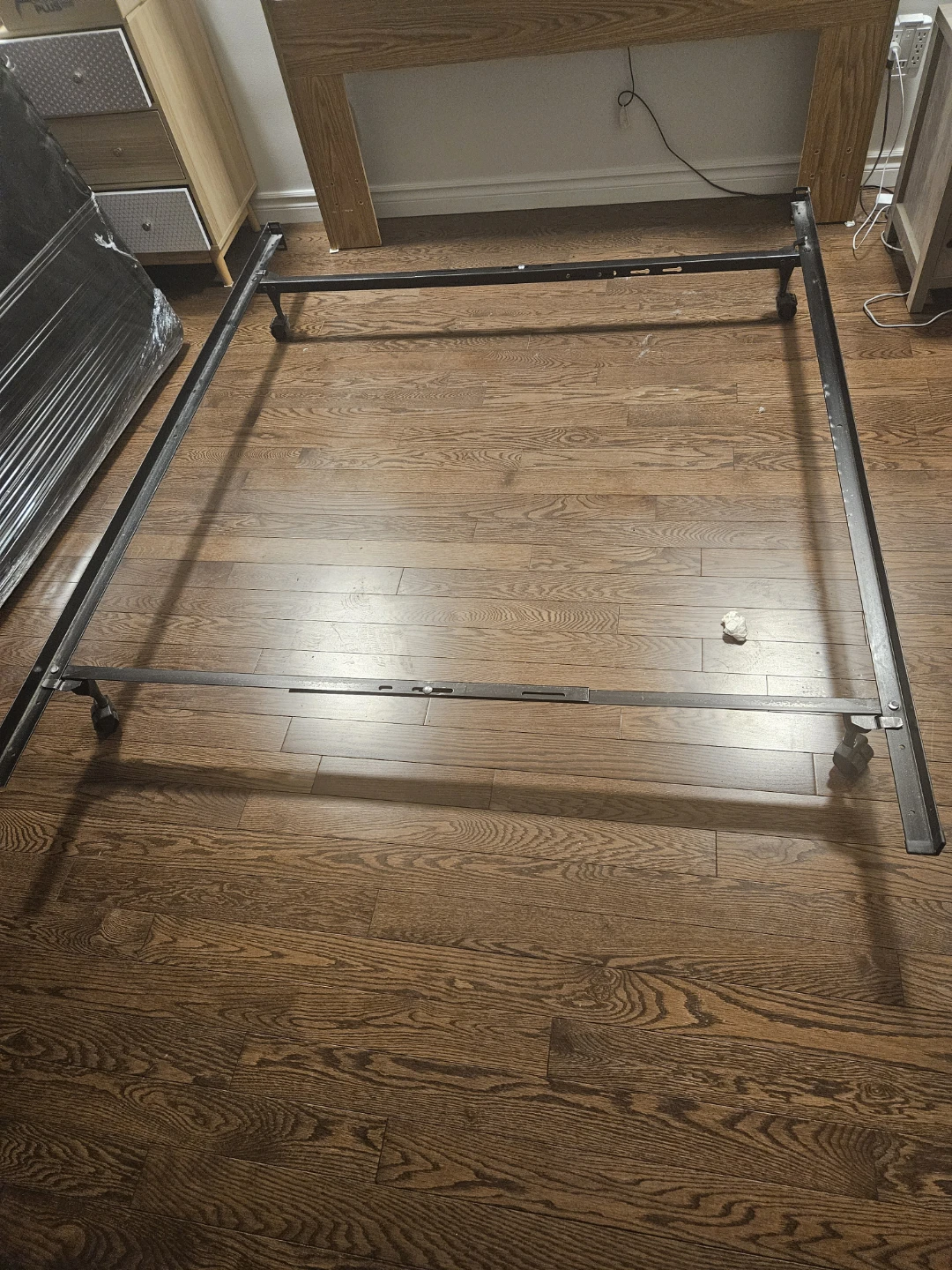 Queen bed frame with wheels and boxspring - photo 4