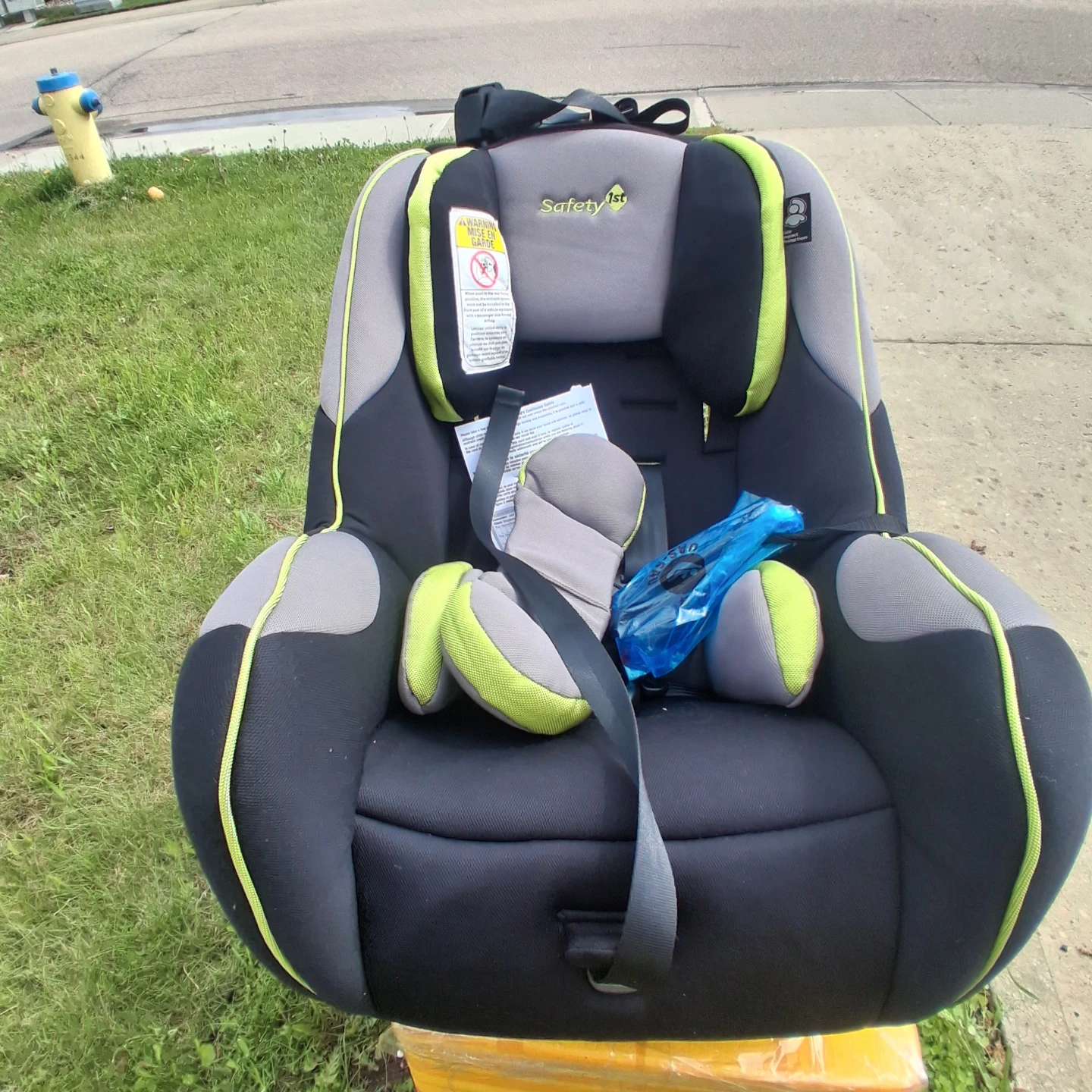 Safety 1st Guide 65 Convertible Car Seat - photo 3