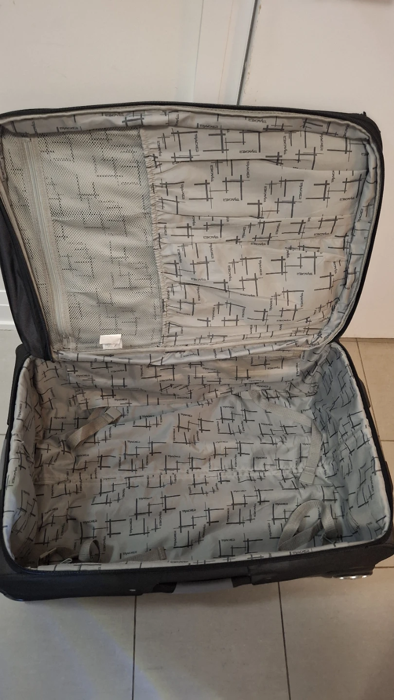 Tracker Black Rolling Luggage Suitcase 46 x 27x 77cm - photo 2