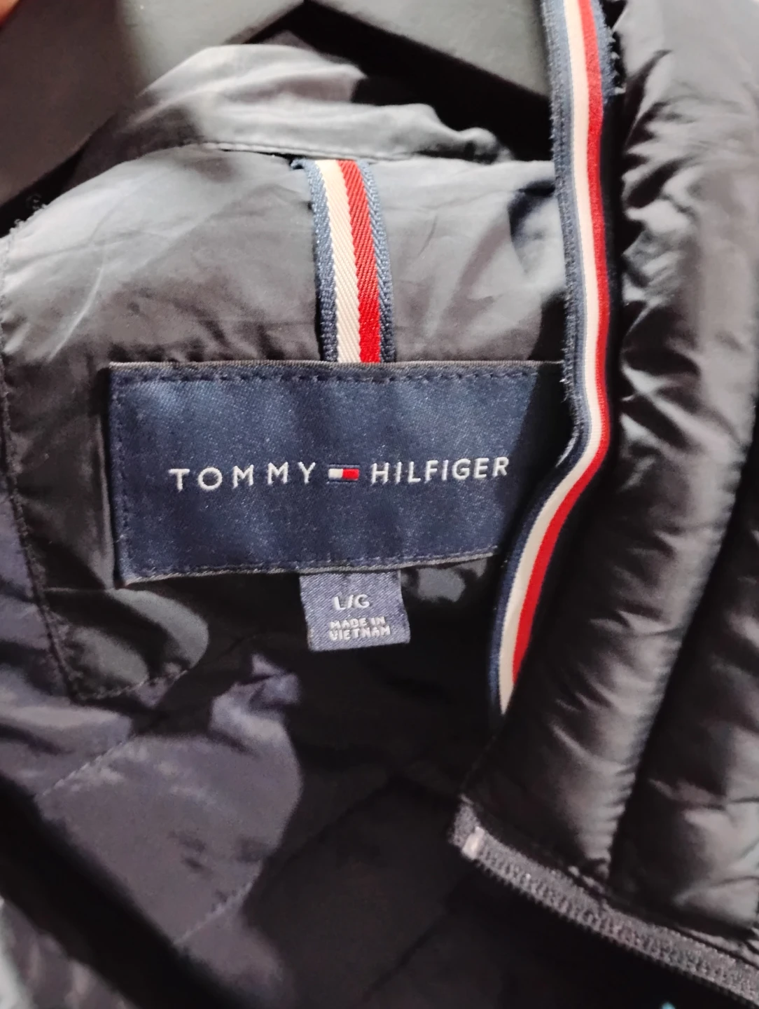 Tommy Hilfiger Puffer Jacket - Black - Large - photo 3