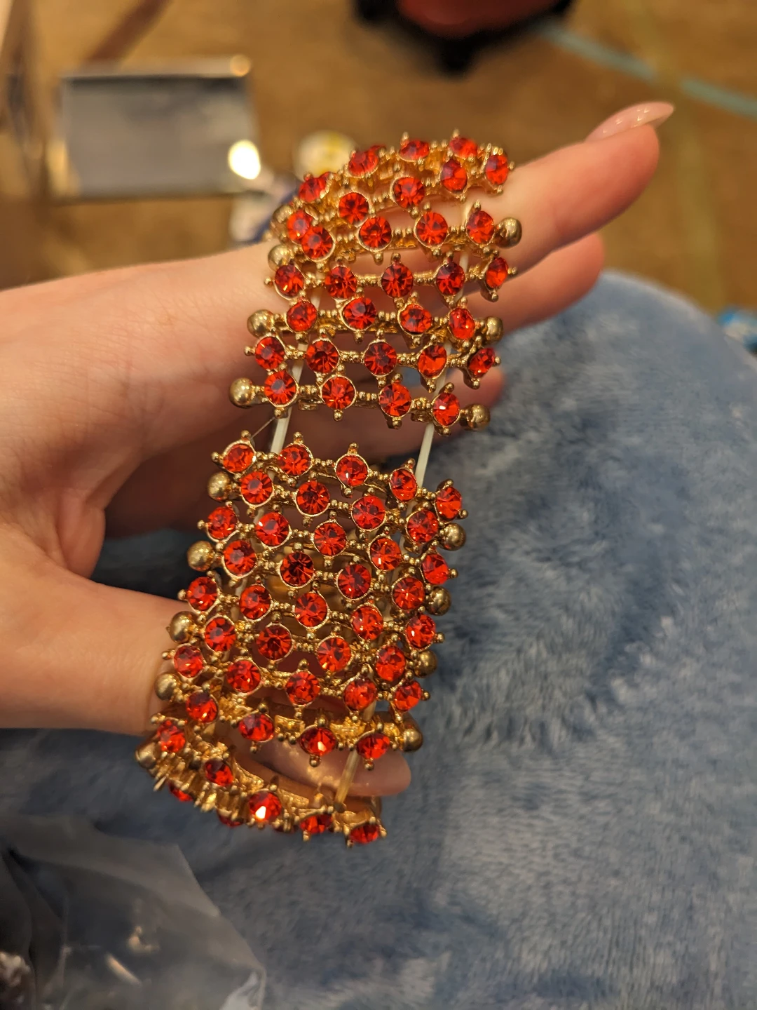 ⚽ Gold-tone Thick Red Rhinestone Stretch Bracelet - photo 4