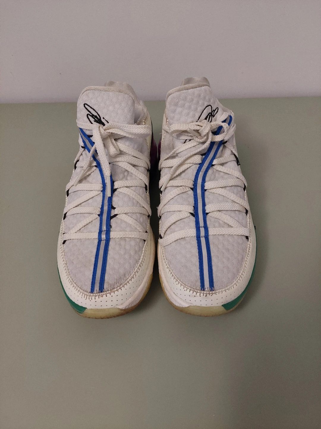 Nike LeBron 17 Low Glow Shoes - photo 2
