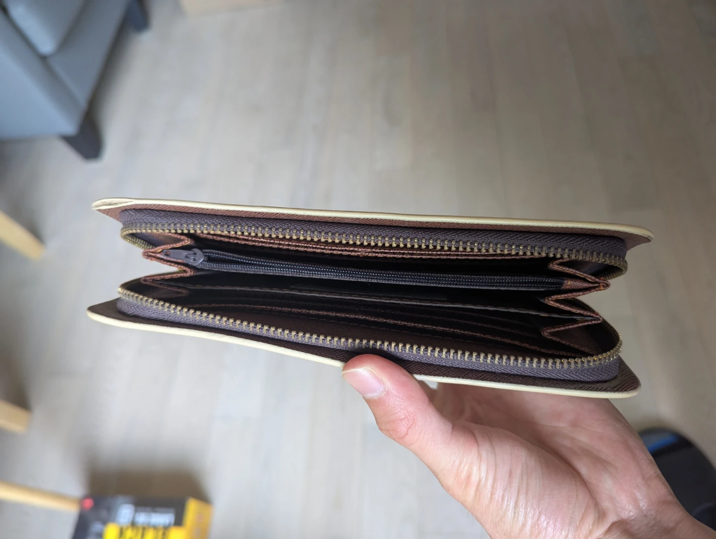 Checkered Zippered Wallet - photo 2
