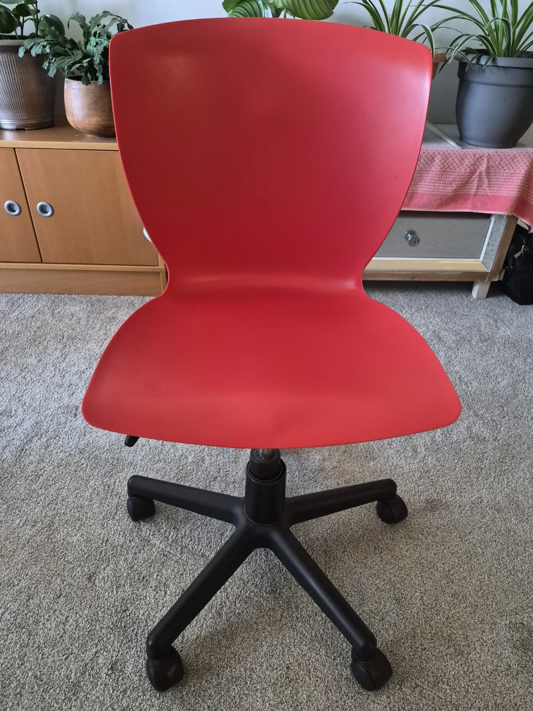Red Office Chair 20dallers