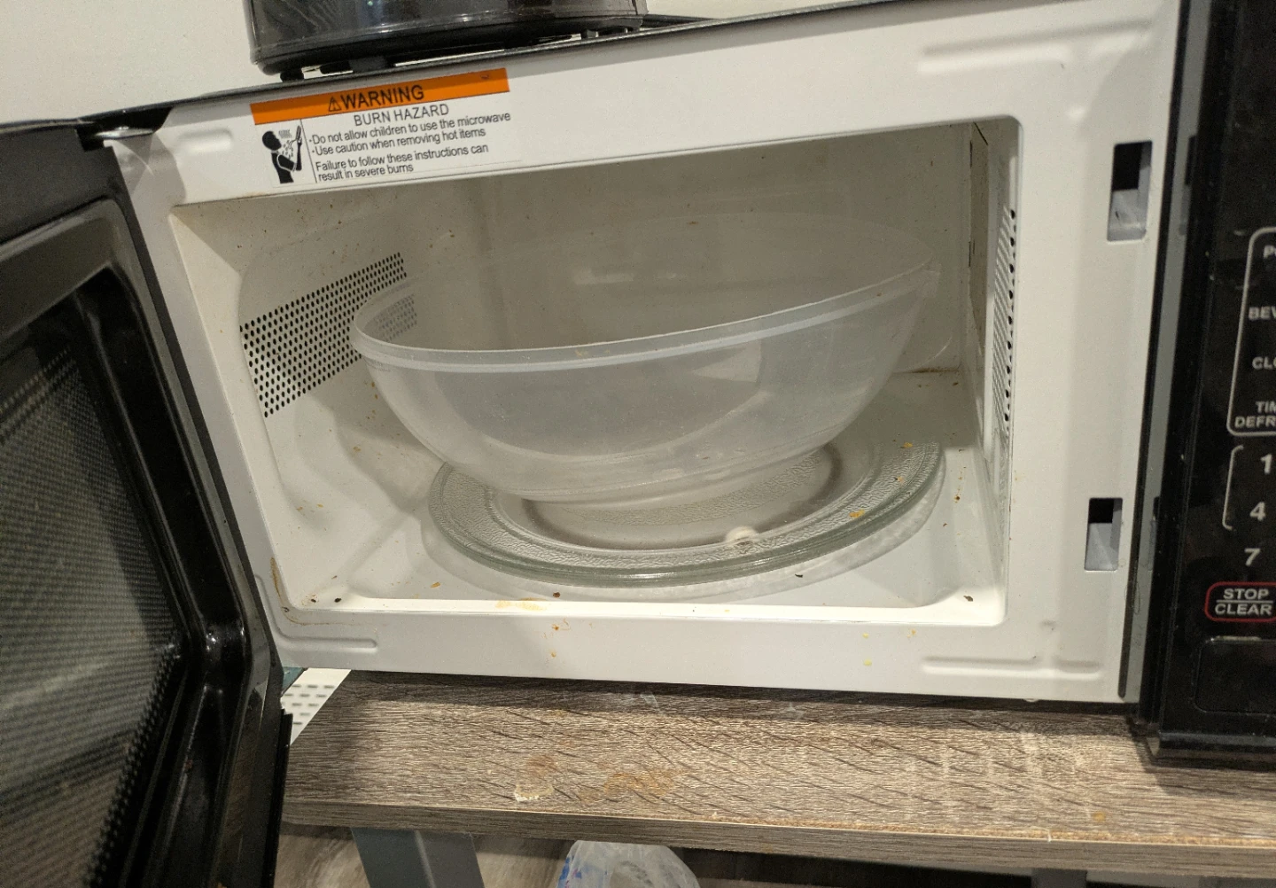 Black Countertop Microwave - photo 2