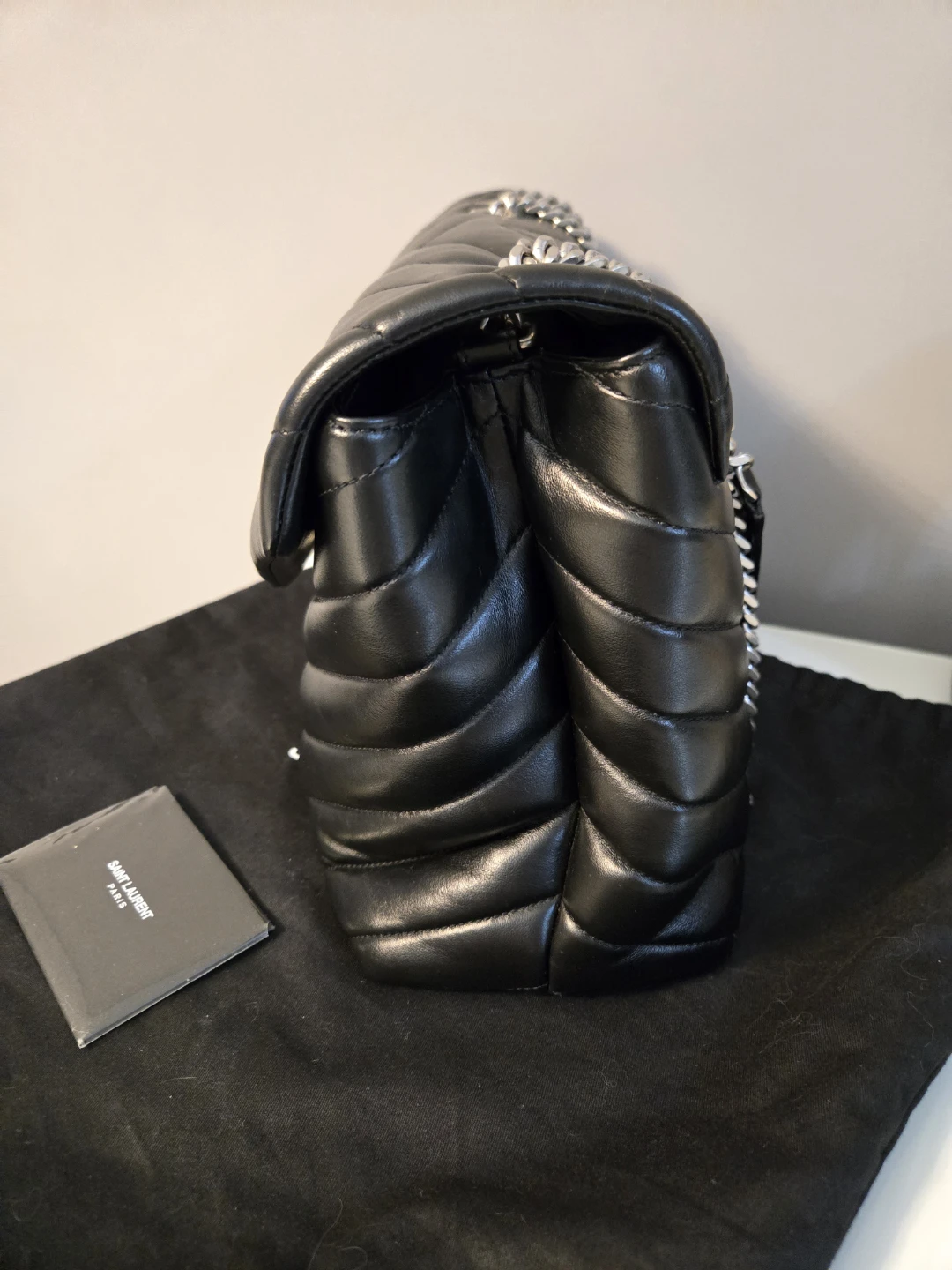 Authentic Saint Laurent Black Leather Shoulder Bag - photo 5