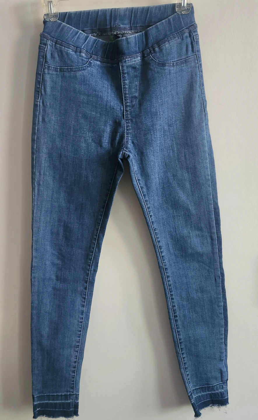 WOMEN'S JEANS