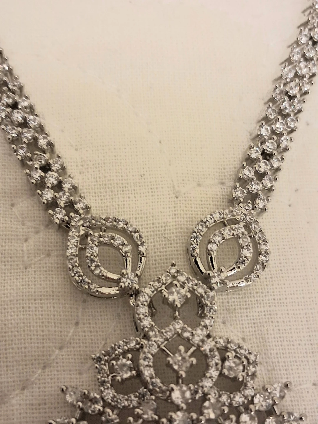SILVER CRYSTAL PENDANT NECKLACE AND EARRING SET - photo 3