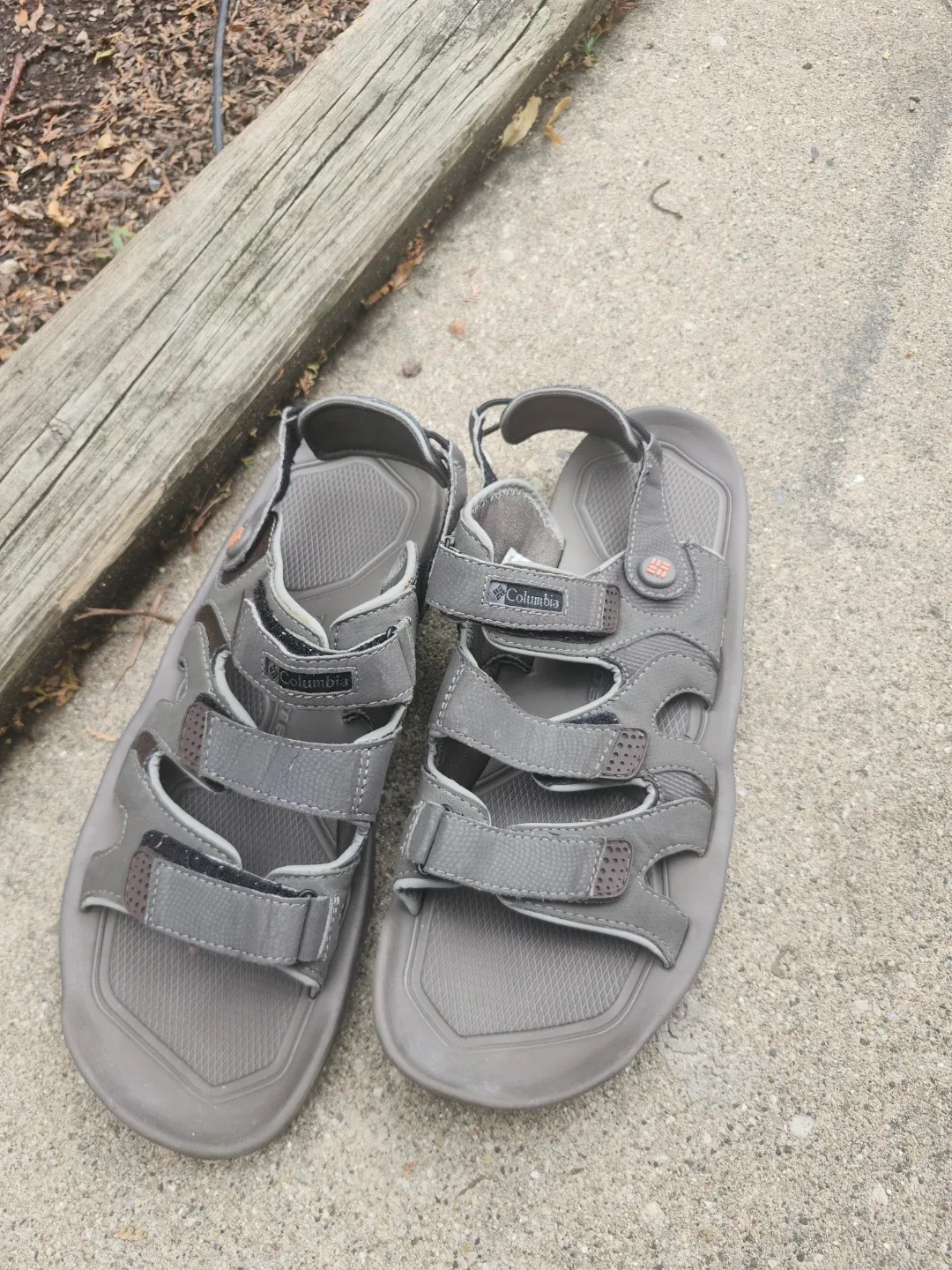 Columbia Men's Sandals Gray
