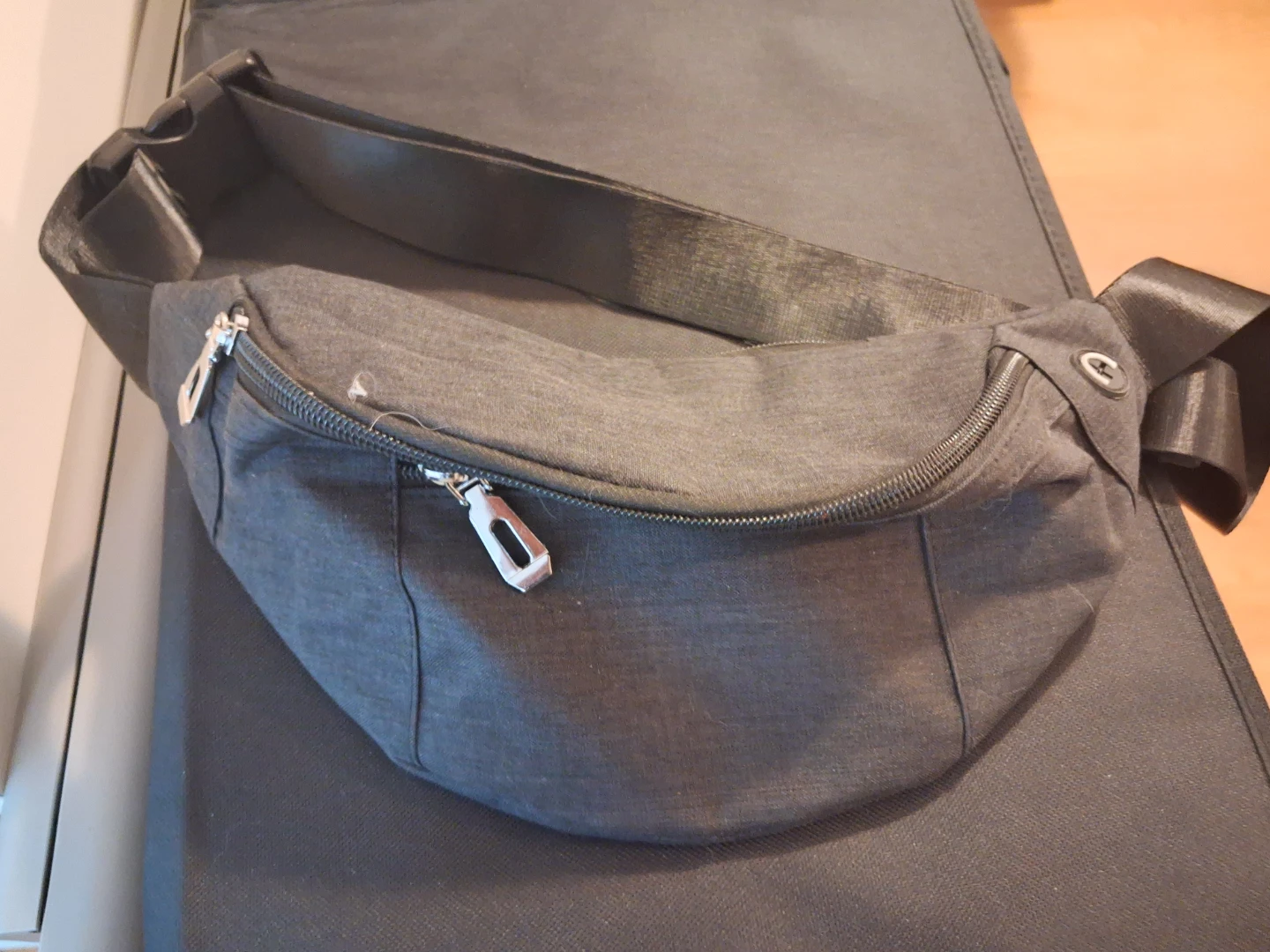 Black canvas fanny pack
