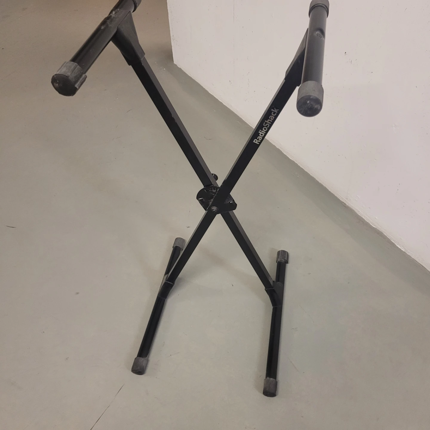 RadioShack Black X-Style Keyboard Stand