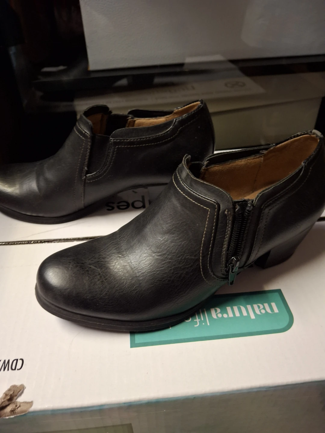 Black Ankle Boots with Side Zipper - photo 4