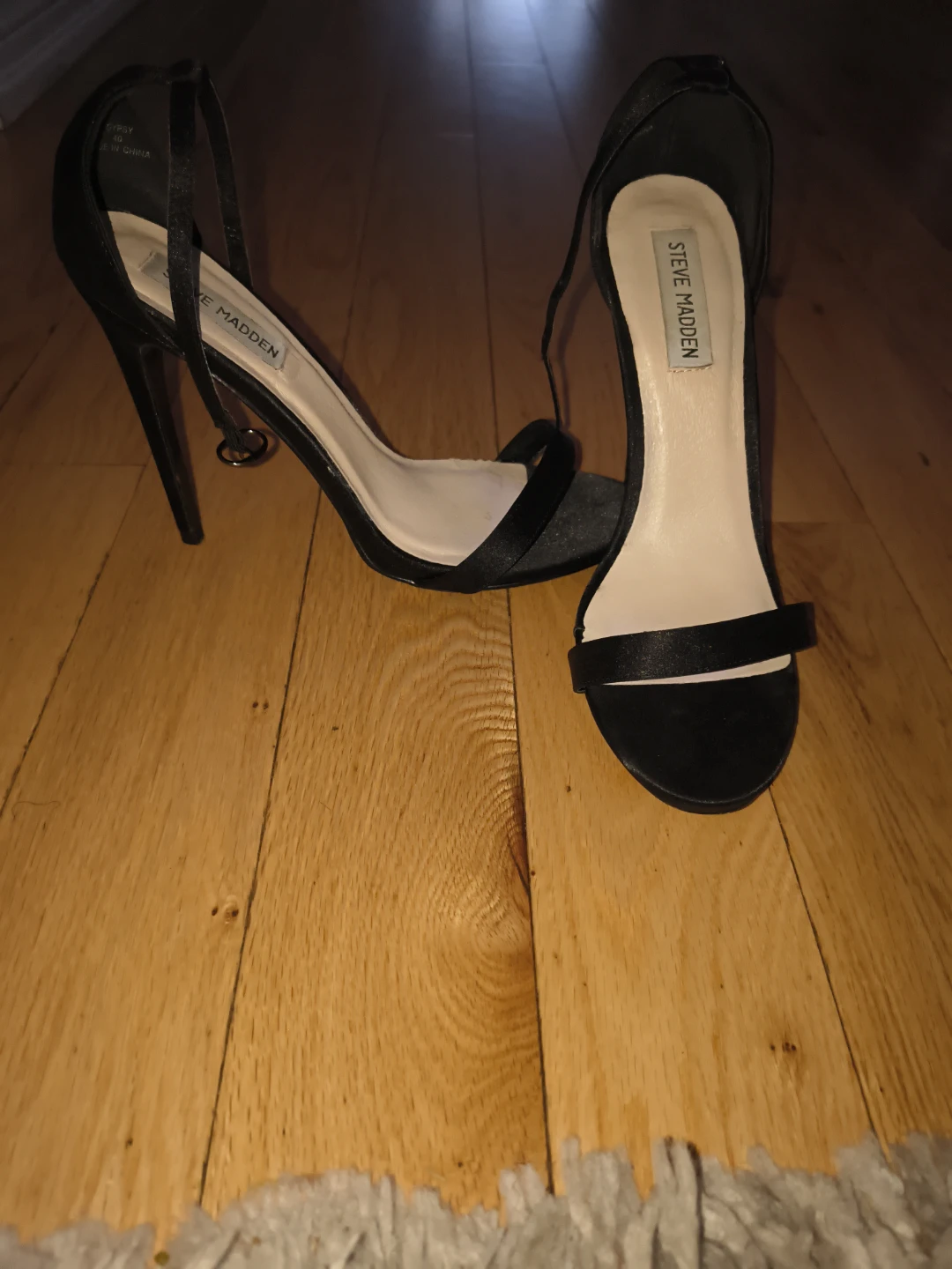 Steve Madden Black Stiletto Heels Size 8