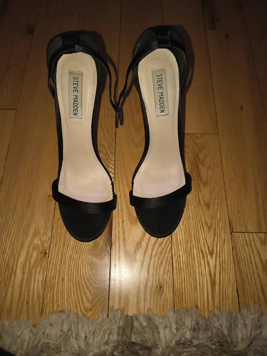 Steve Madden Black Stiletto Heels Size 8 - photo 2