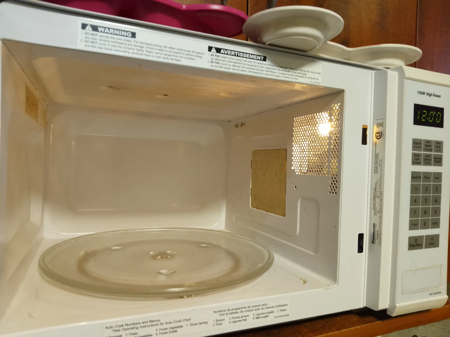 Panasonic 1100W Microwave - photo 3