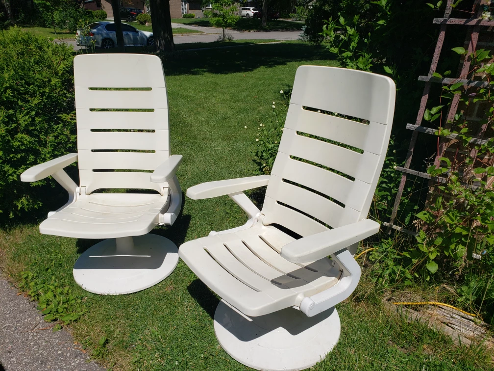 Two Plastic Swivel Patio Chairs - photo 4