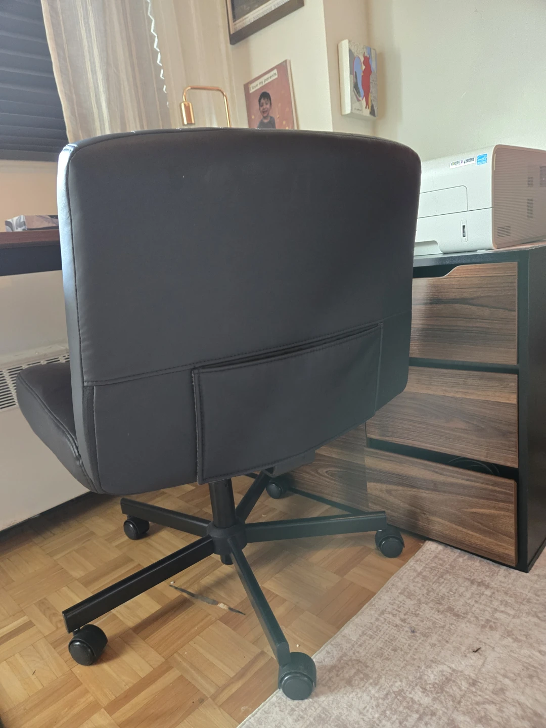 Black Tufted Office Chair - photo 2