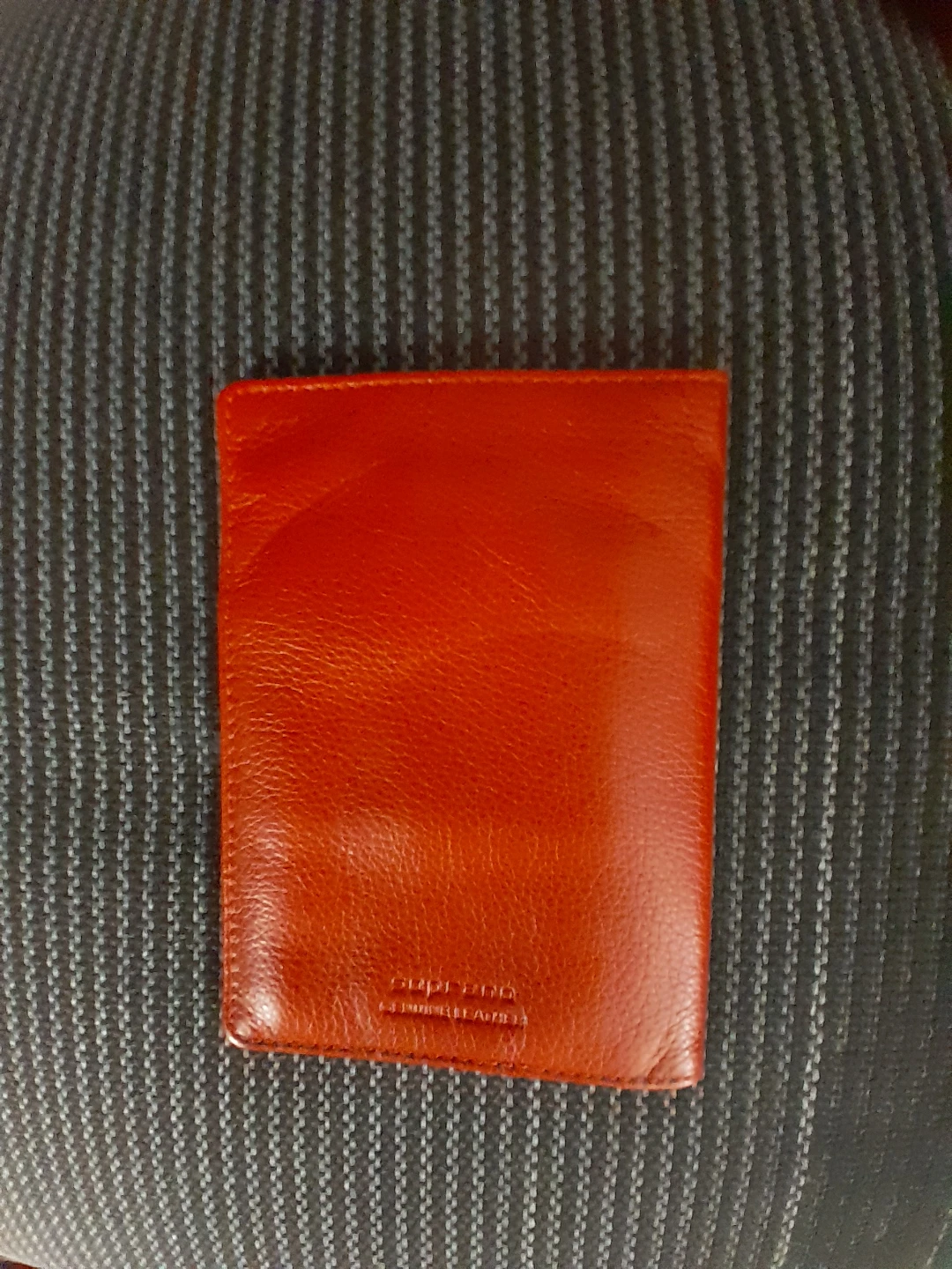 Red Canada Passport Holder Classic - photo 2