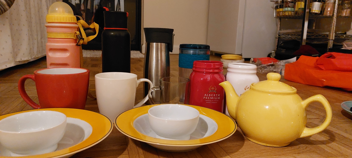 Kitchenware and Drinkware Lot - photo 4