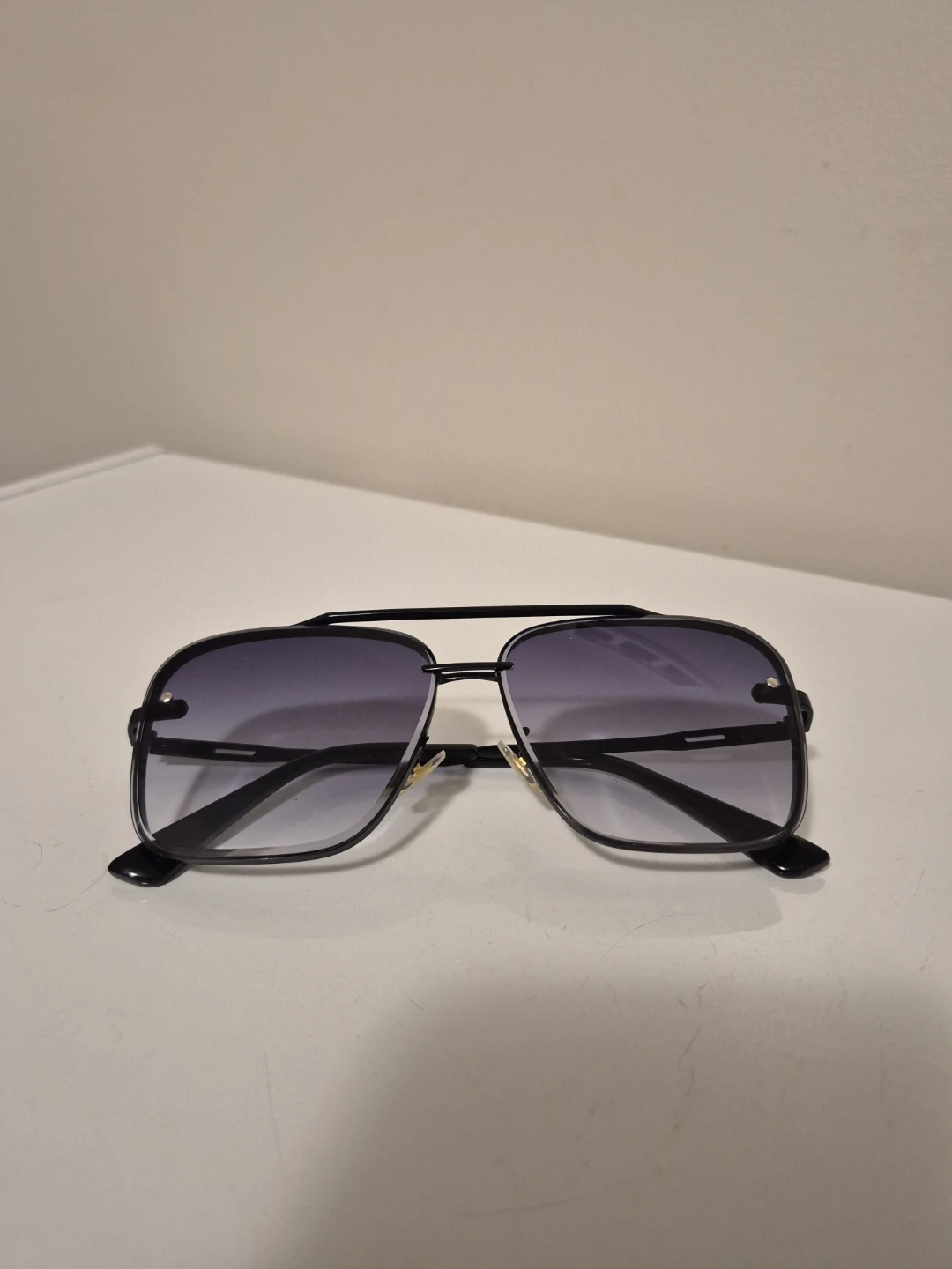 Thick Framed Purple Hue Aviator Sunglasses! 😎⚽️