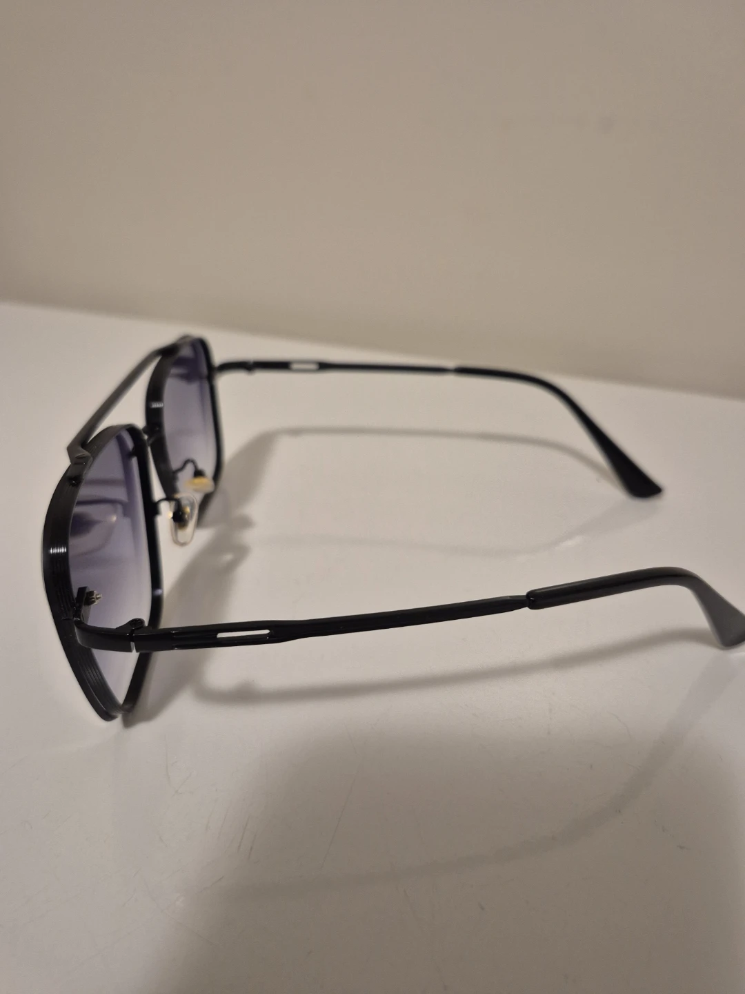 Thick Framed Purple Hue Aviator Sunglasses! 😎⚽️ - photo 3