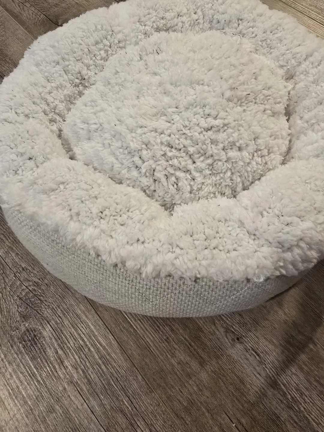 Plush Round Pet Bed