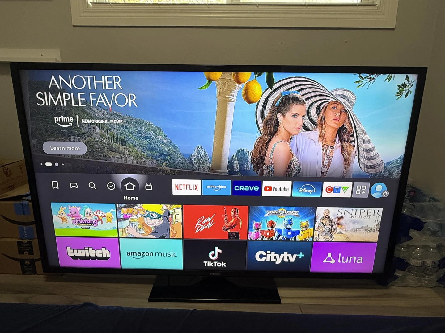 55 Inch Samsung Smart UHD TV - photo 5