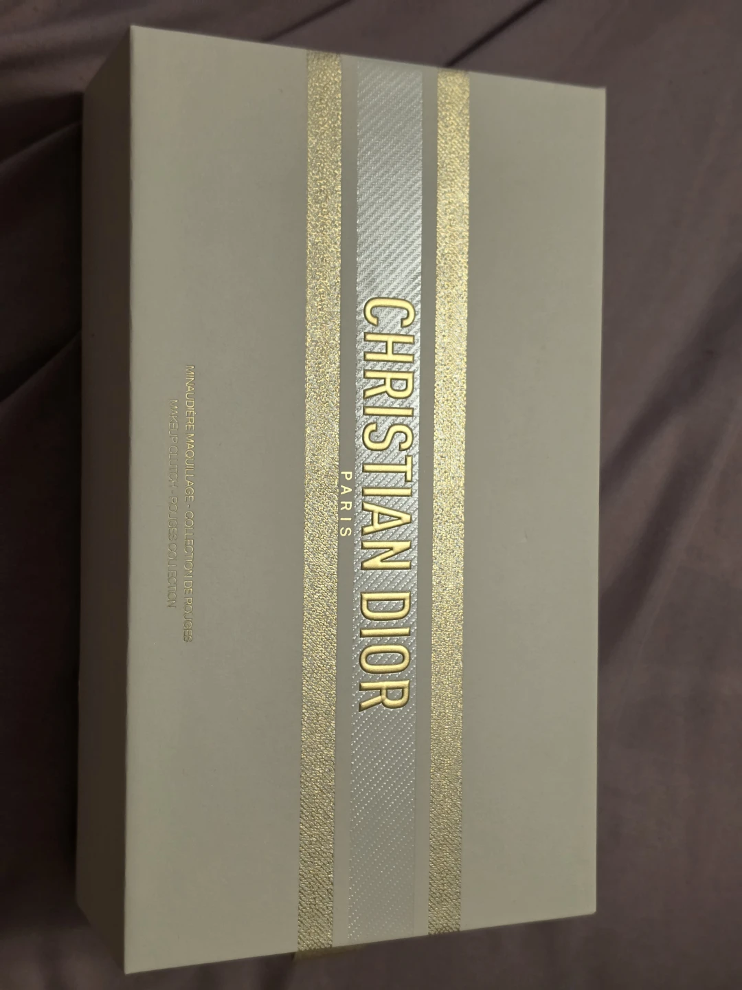 Dior gold clutch holiday 2023 collection - photo 2