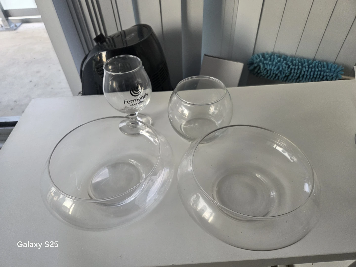 Set of 4 Clear Glass Vases/Bowls - photo 4