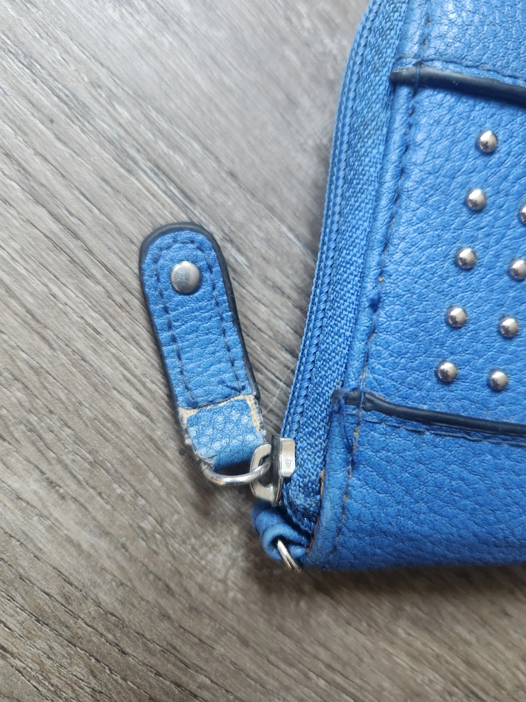 Jessica Simpson Blue Wallet with Studs ⚽ - photo 2