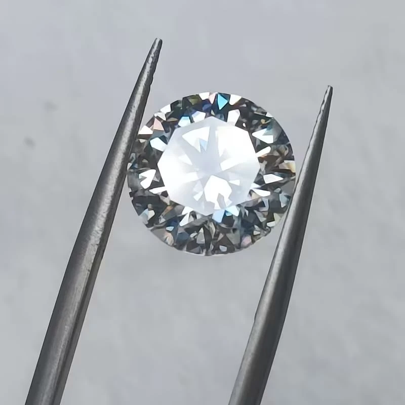 Round Cut Diamond Gemstone - photo 3