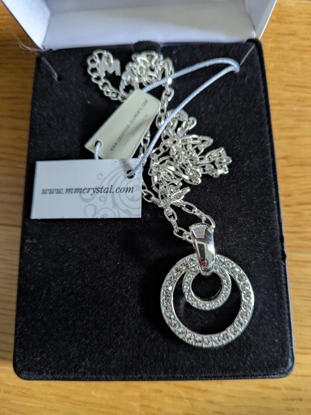 Necklace with Swarovski Elements - photo 2