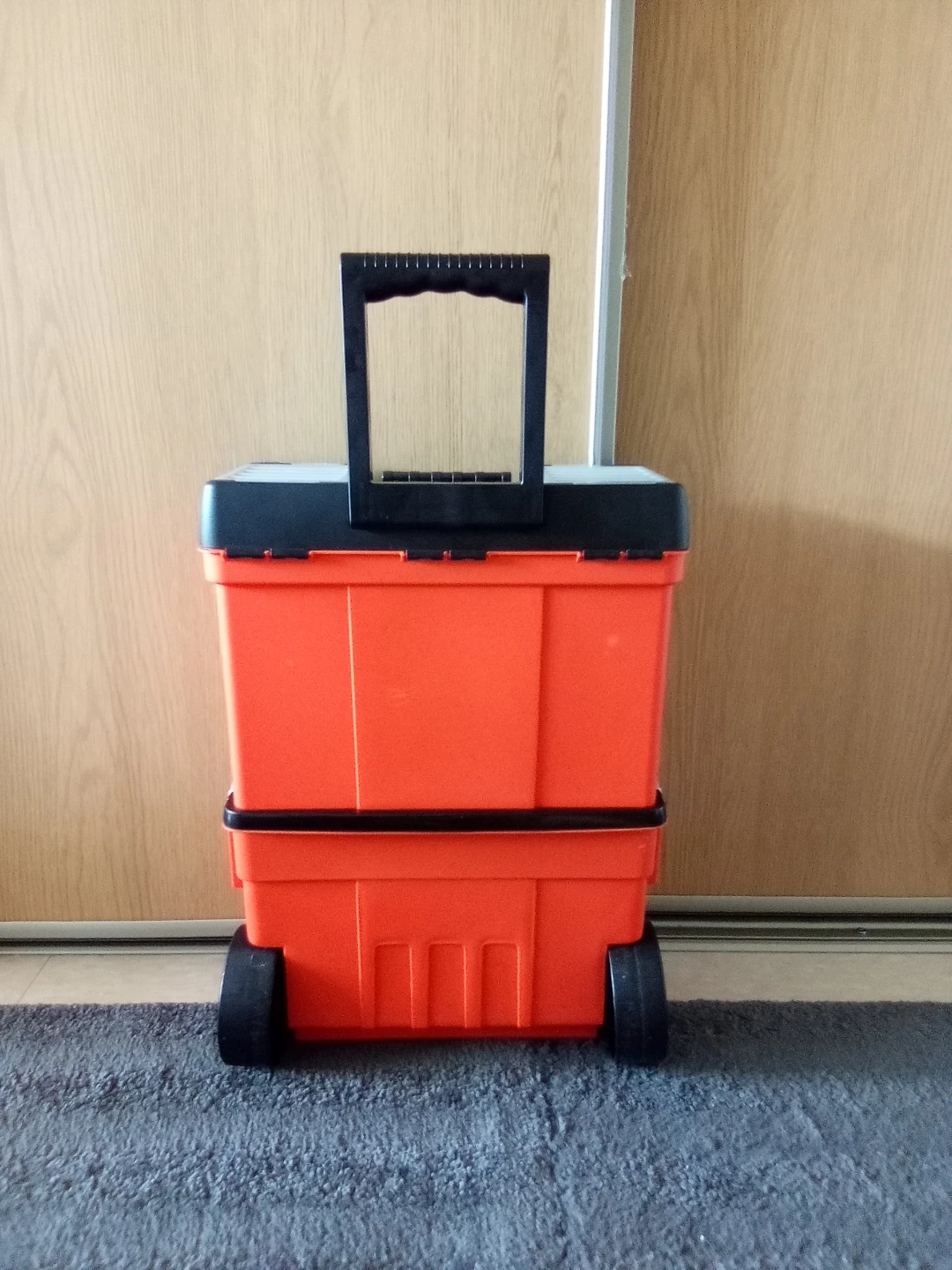 Black and Decker Jr Rolling Storage Case - photo 3