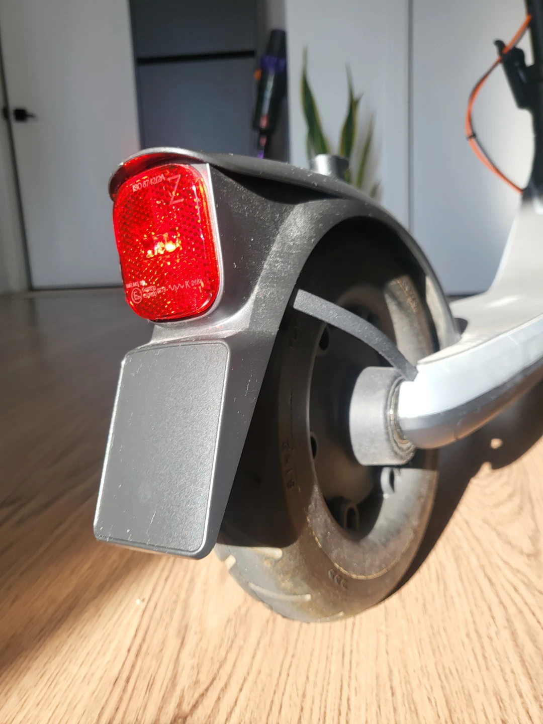 Segway Ninebot KickScooter E2 Plus Electric Scooter – Like New! - photo 4