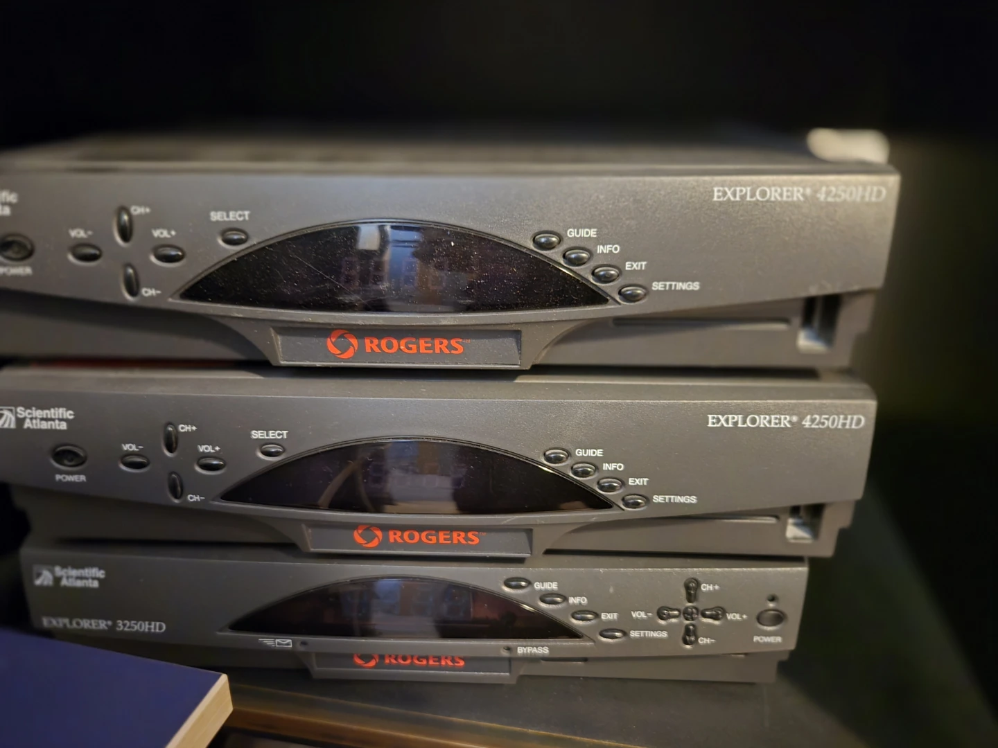 Rogers Scientific Atlanta Explorer 4250HD Cable Box