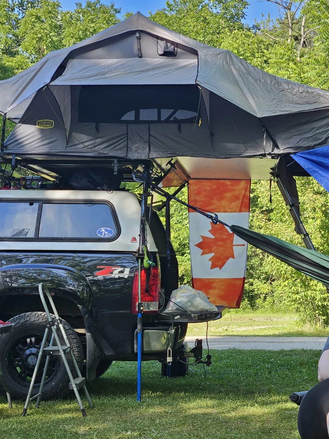 SMITTYBILT, 4 Man Tent & Vestibule. GEN 2 - photo 2
