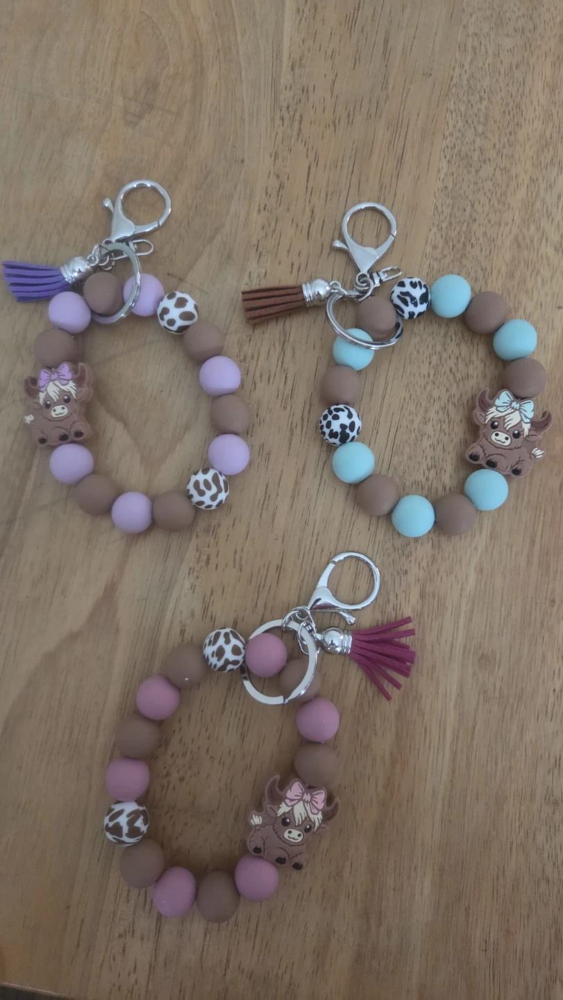 Silicone Bead Keychain with Highland Cow Charm