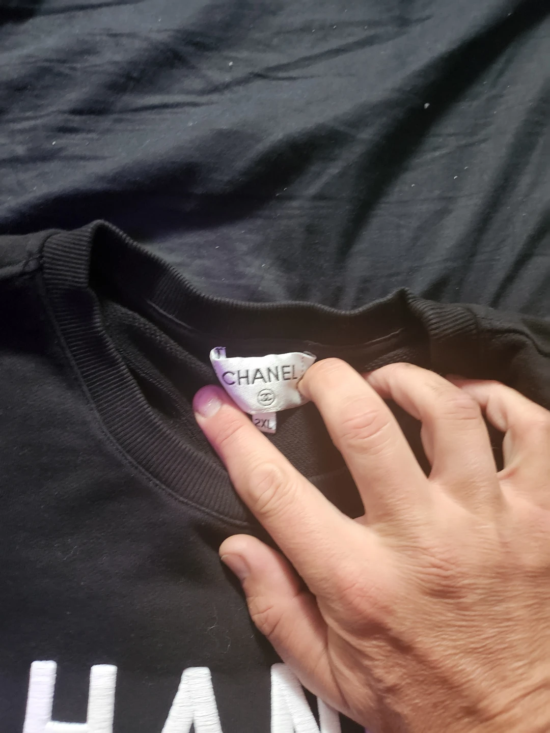 Chanel Paris Black Crewneck Sweatshirt - photo 2