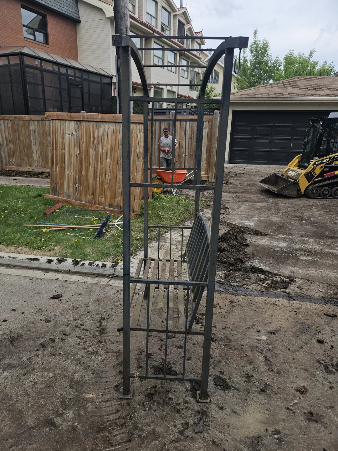 Metal Garden Bench with Arch Top - photo 2