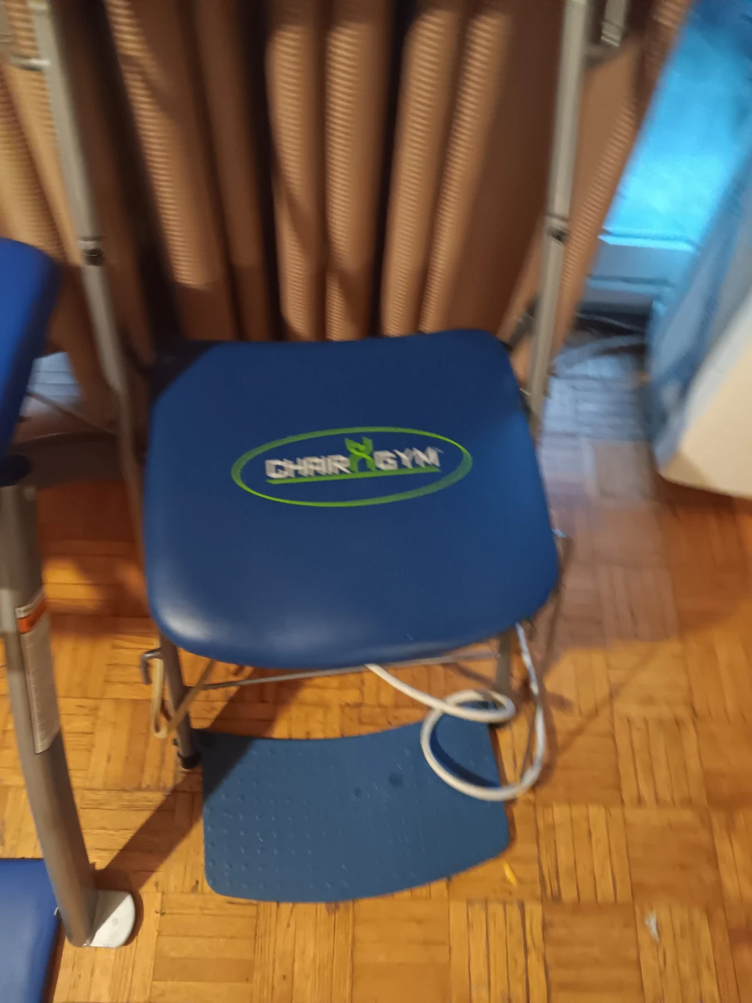 Brand new exercise equipment - photo 3