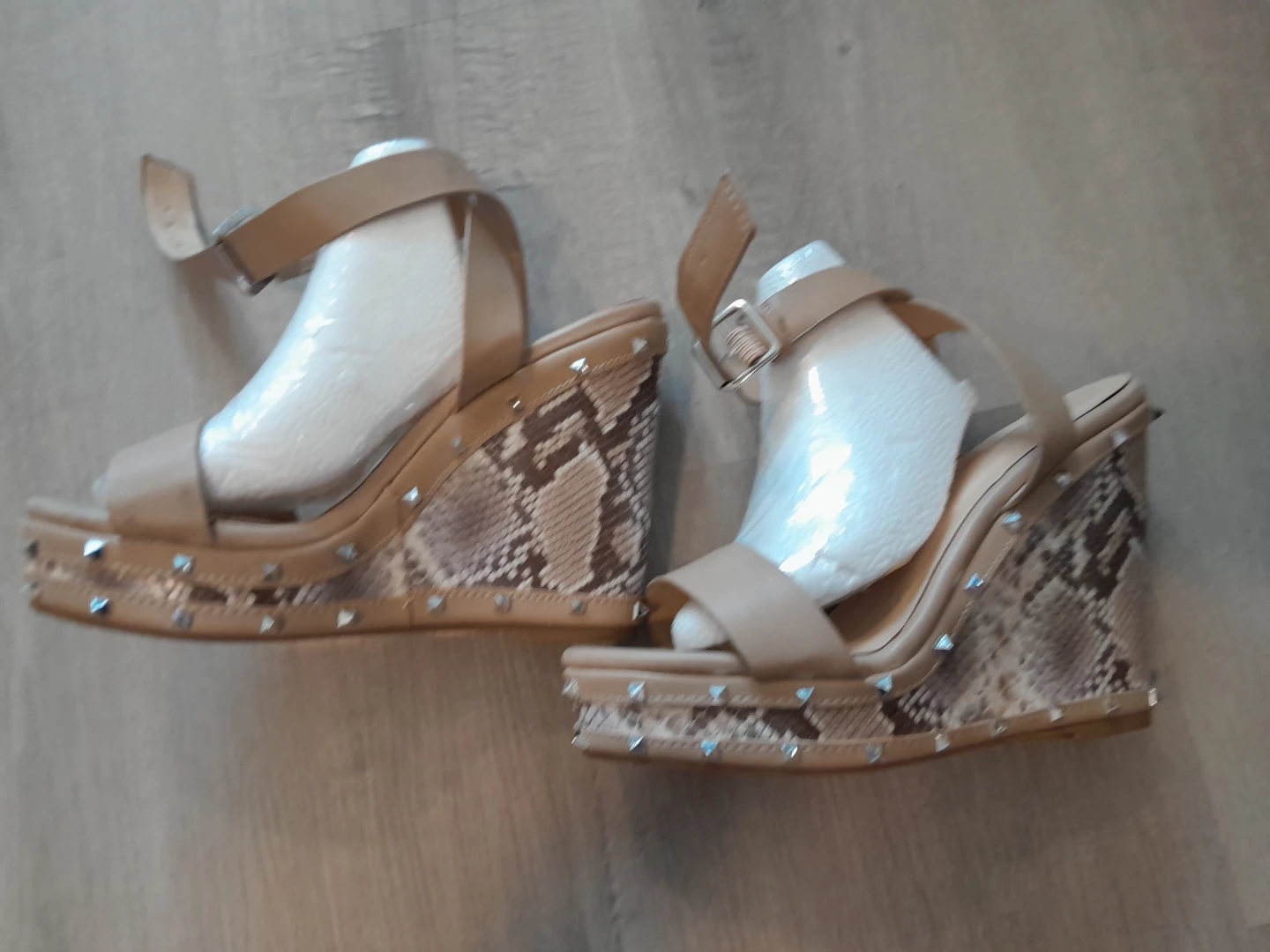 Women's Studded Wedge Sandals