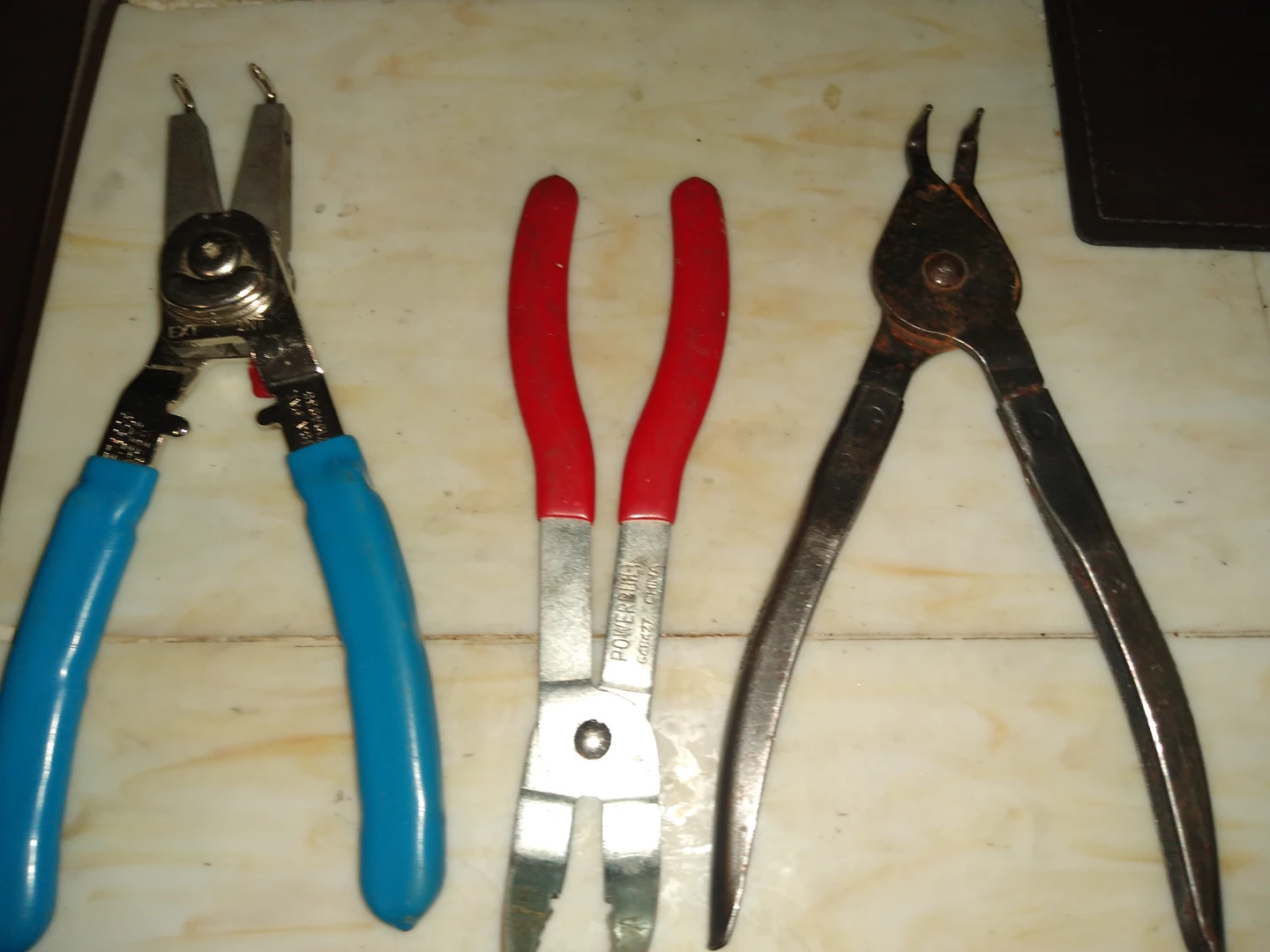 Set of three spark plug changing pliers - photo 3