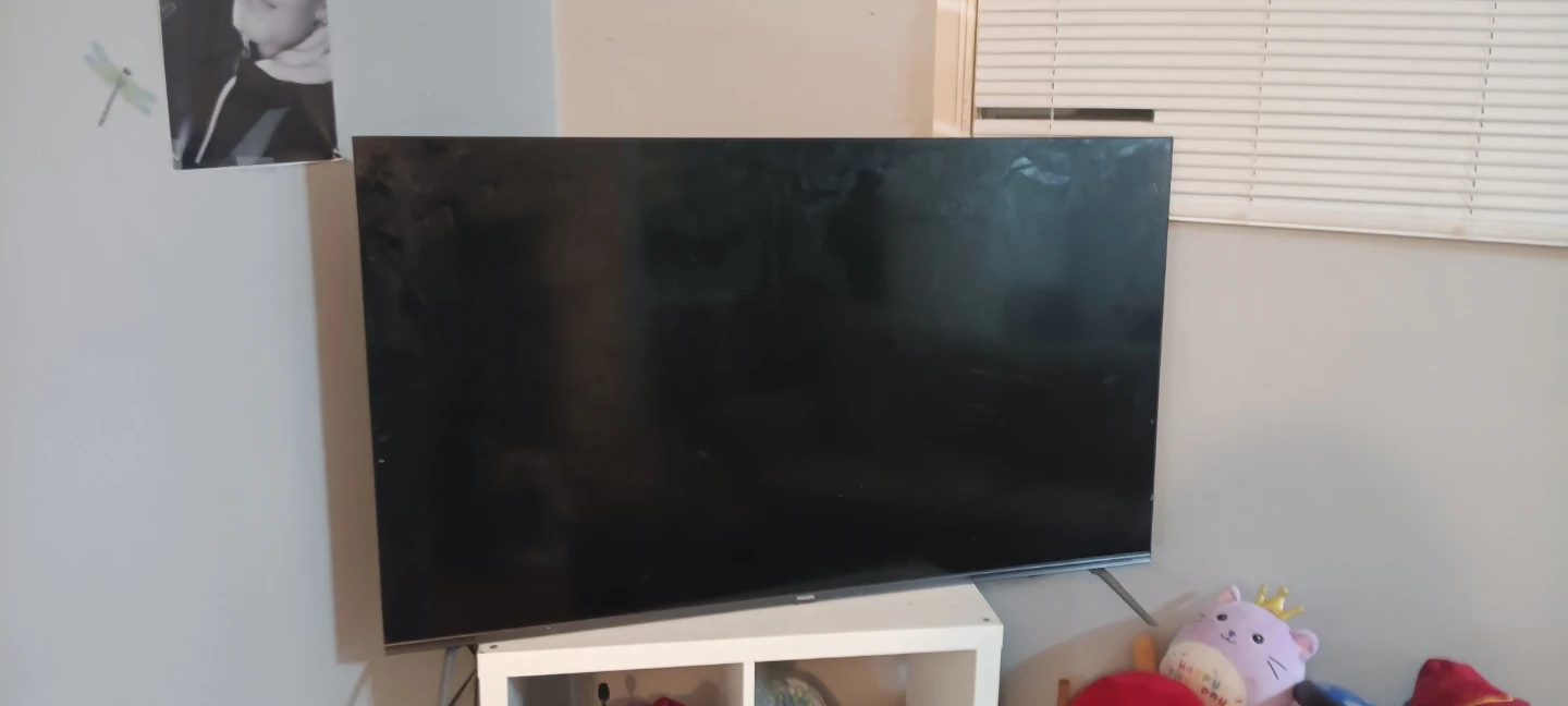 Philips 50" 4K UHD Smart TV TAKE TODAY BY 3 PM
