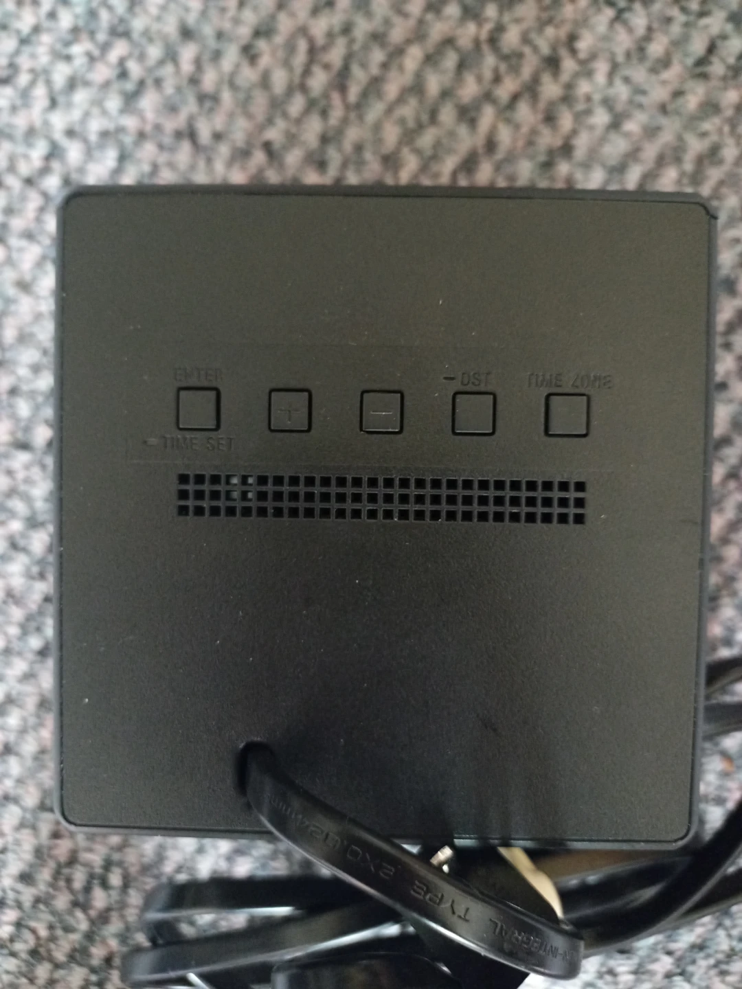 Sony Cube Alarm Clock Radio - photo 3
