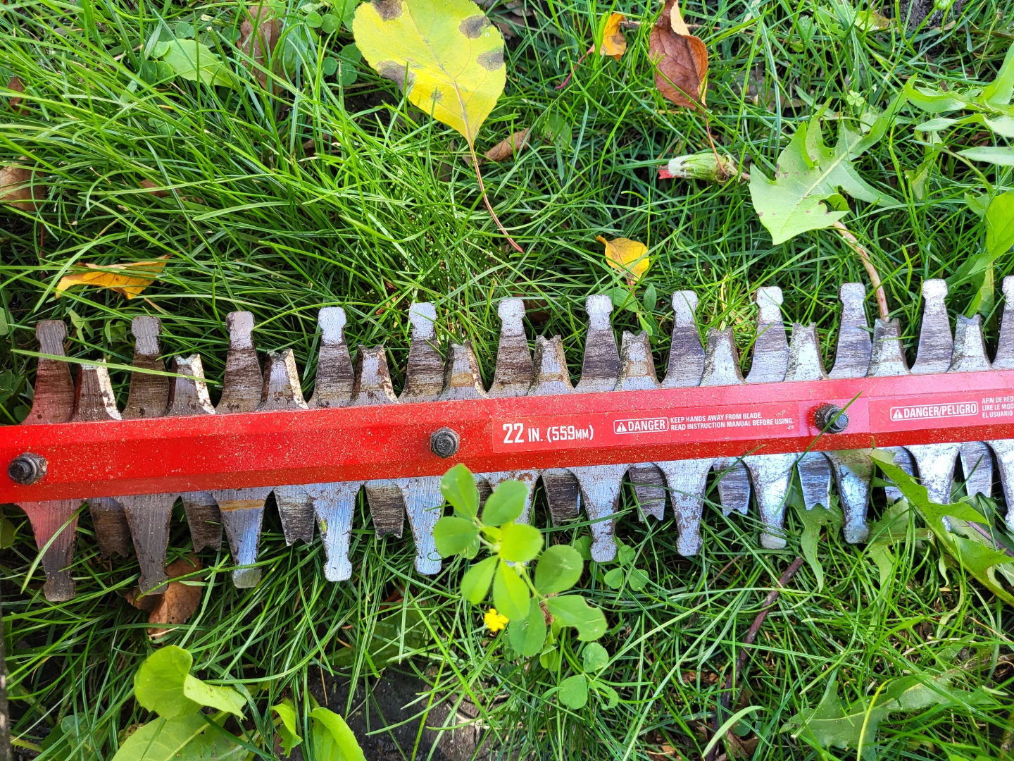 Craftsman Cordless Hedge Trimmer - photo 3