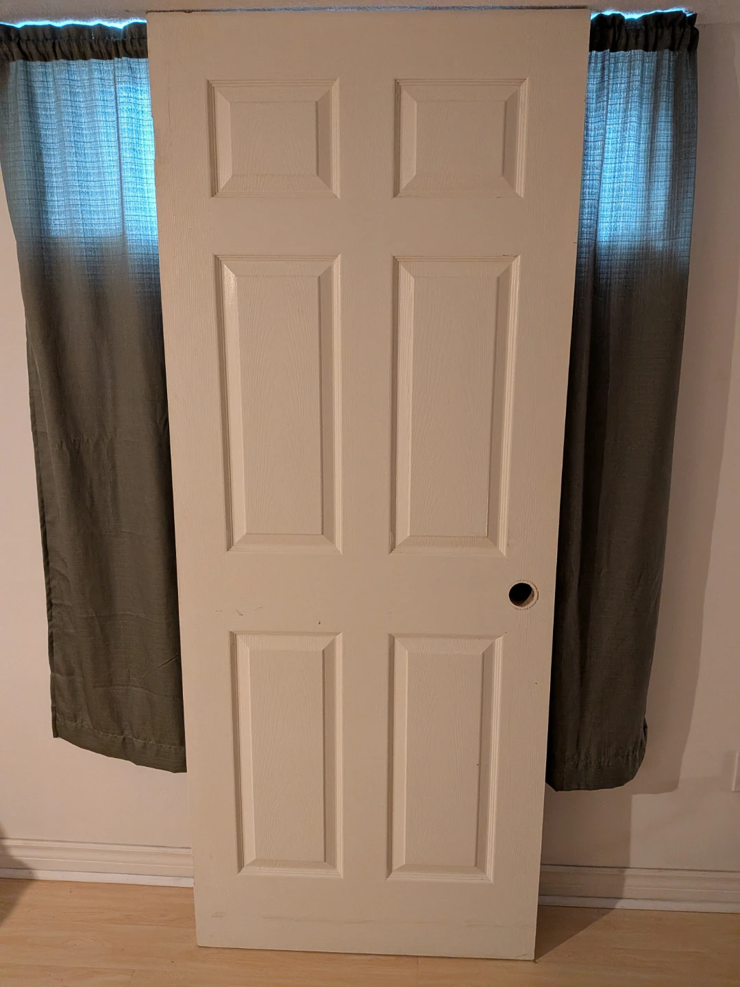 White six-panel interior door - 32 x 80"